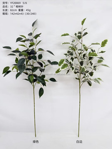 Rami di Ficus Artificiali in Plastica all'Ingrosso, 82cm, Foglie Verdi con Bordo Bianco, per Decorazioni Natalizie e Matrimoni - Product Image 4