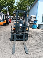 Chariot élévateur d'occasion de bonne qualité TCM30 3 tonnes, d'excellente qualité, en parfait état de marche, à vendre