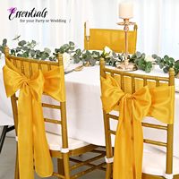Housses de chaise en satin avec nœuds et rubans pour la décoration de chaises
