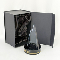 MH-MJ0338 trophée semi transparente noire en forme de montagne personnalisée