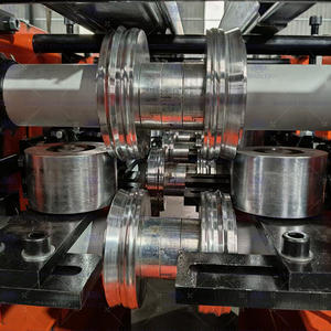 全自動ボックスビームロール成形機工場供給スーパーマーケット用棚パネルマシンラック棚ロール成形機 - Product Image 3