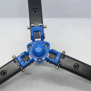Soporte de tres mandíbulas con tornillo de 3/8, de aleación de aluminio con bloqueo giratorio para trípode de cámara digital, monopié, escritorio y transmisión de contenido desde teléfonos móviles - Product Image 3
