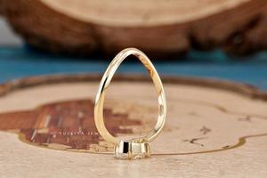 Bague ovale en forme d'infini pour femme, design moderne avec pierre précieuse étincelante, parfaite pour un usage quotidien - Product Image 6