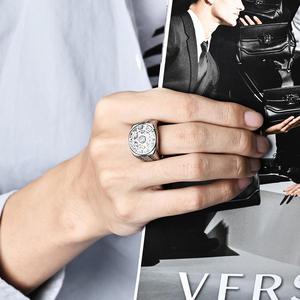 <span class=keywords><strong>Anello</strong></span> in Acciaio Inossidabile a Sei Punte Ispirato allo Stile Retrò con una Sottile Estetica Neutra - Product Image 4