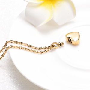 Kalung Urn Hati Kremasi Baja Tahan Karat untuk Abu Jenazah, Liontin Hati, Perhiasan Kenangan - Product Image 3