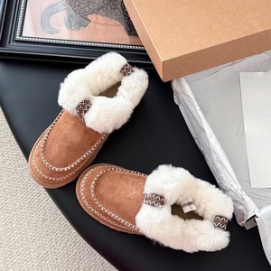 Bottes de neige en cuir et laine de luxe unisexes de haute qualité 2025, style Uggs, confortables, chaudes, légères et épaisses - Product Image 2