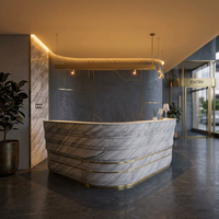 Plaques de placage en marbre naturel poli léger, écologiques, robustes, design moderne, pour salle de bain, hôtel, école, hôpital, villa