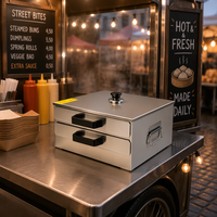Plateau commercial couvert pratique avec couvercle, poignée et deux poignées de traction frontales pour la préparation culinaire en restaurant