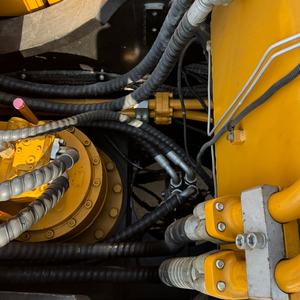 Excavadora Usada SANY SY335H de 33 Toneladas, Equipo de Construcción Chino, Motor Isuzu, Rodamiento Enerpac, Bomba de Caja de Cambios Poclain para Movimiento de Tierras - Product Image 5