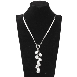 Collier de perles irrégulières à la mode, forme goutte d'eau, pour femme, à porter au quotidien, chaîne dorée, pendentif, bijoux, origine Yiwu - Product Image 2