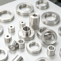 Entretoise de boulon en alliage sur mesure, usinée CNC, finition polie, filetage M3, ronde, en aluminium anodisé