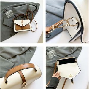 2025 nuevos bolsos cruzados con solapa con candado Color caramelo PU bolsos pequeños de cuero bolsos de mujer de Color de costura - Product Image 4