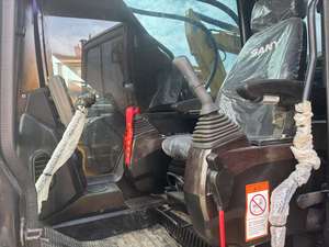 เครื่องขุด SY215c ที่ใช้แล้วมีน้ำหนัก6ตันส่วนประกอบสำคัญรวมถึงแบริ่งเกียร์ของเครื่องยนต์ - Product Image 3