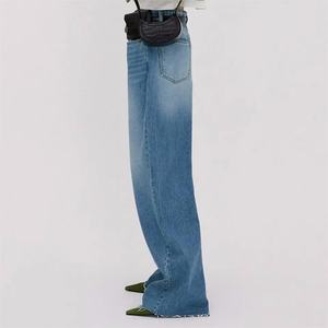 กางเกงยีนส์ขาบานสีน้ำเงินขายดีสำหรับผู้หญิง สไตล์สบายๆ เอวกลาง ระบายอากาศได้ดี ทรงหลวม - Product Image 3