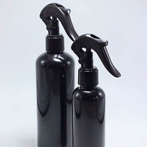 Bouteilles pulvérisatrices d'eau en plastique noir et blanc avec gâchette, brumisateurs fins 6oz 8oz 16oz, rechargeables, pour coiffure, usage domestique et outils de salon - Product Image 6