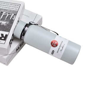 316 Stainless Steel Thermos <b>Flask</b> Large Capacity Vacuum Insulated Travel Water <b>Bottle</b> With Carrying Strap Portable Outdoor Use - Product Image 5