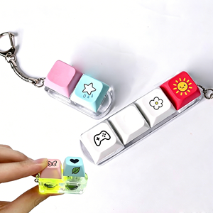 Llavero de acrílico personalizado con interruptor de teclado, diseño de logotipo DIY, impresión UV, estilo de dibujos animados, tecla de aleación y relieve de tecla - Product Image 5