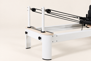 Tour de Pilates demi-trapèze pour studio de yoga et entraînement privé, structure en bois de qualité commerciale en chêne blanc peint - Product Image 6