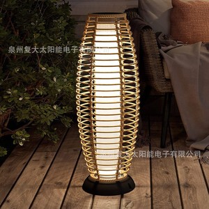 Lampe solaire de jardin en rotin, style LED, étanche, pour extérieur, autoportante, pour pelouse - Product Image 1
