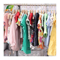 Fournisseur de Guangzhou Vente en gros Été Printemps Enfants Vêtements d'occasion Ballots de 45kg Conteneur Mélange de vêtements d'occasion