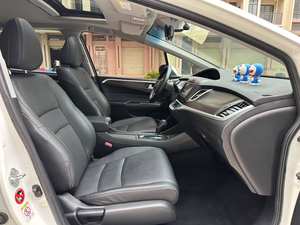 Venta al por mayor 2015 coches usados Honda Jade 1.8L coche <span class=keywords><strong>de</strong></span> <span class=keywords><strong>segunda</strong></span> <span class=keywords><strong>mano</strong></span> Taxi Driving School Car en venta con tragaluz - Product Image 6