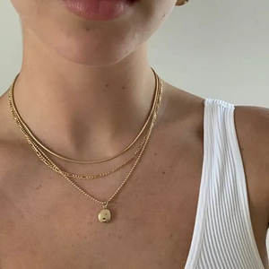 Collana con Ciondolo Ovale Geometrico Vintage per Donne, Catena in Stile Metallico, Gioielli di Moda Quotidiana - Product Image 3
