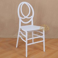 Chaise Phénix élégante en résine blanche, chaises empilables en plastique pour événements extérieurs, fêtes, banquets, hôpitaux – Vente en gros