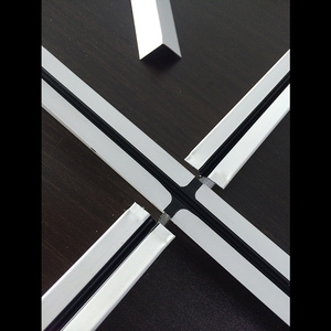 Chấ<span class=keywords><strong>t</strong></span> lượng cao thương mại Trần nướng thép mạ kẽm và không gỉ chính <span class=keywords><strong>t</strong></span> và chéo treo lưới màu đen - Product Image 3