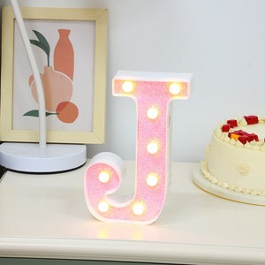Letrero del alfabeto <span class=keywords><strong>J</strong></span>, luces LED con letras, brillo rosa, números iluminados, alimentado por batería para decoración de fiesta en casa, Bar, boda, cumpleaños - Product Image 1