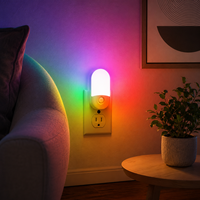 Veilleuses LOHAS à 8 couleurs changeantes avec capteur crépusculaire, veilleuses LED RGB à brancher pour la décoration de chambre à coucher, chambre d'enfants, cadeau