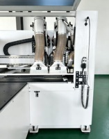 Centre d'usinage CNC six faces pour le travail du bois, système de contrôle domestique 3D, moteur pour le perçage multi-faces