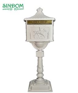 صندوق بريد أحمر من الألومنيوم مقاوم للصدأ بطراز تقليدي مزخرف مع حامل - Product Image 4