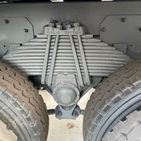 2025 Howo Sinotruk 8x4 camion à benne basculante 12 roues 20-60t charge utile conduite à gauche/droite à vendre en Afrique
