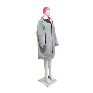 Abrigo de <span class=keywords><strong>baño</strong></span> impermeable personalizado para hombres y adultos, bata de parque de manga larga, diseño tropical moderno, chaqueta impermeable moderna antimicrobiana - Product Image 5