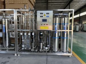 Piccola fabbrica di apparecchiature per il trattamento delle acque sotterranee di pozzo di acqua di osmosi inversa RO filtro per la produzione di acqua minerale - Product Image 5