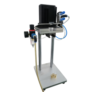 <span class=keywords><strong>Coupe</strong></span>-tube pneumatique semi-automatique sûr et précis pour têtes de pulvérisation de <span class=keywords><strong>parfum</strong></span> - Product Image 5