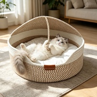 Lit pour animaux semi-fermé en coton tressé respirant avec toit, color-block, avec boule en peluche et clochette amusantes pour chat, amovibles