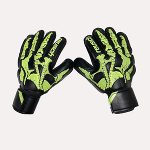 Guanti da Portiere Professionali da Calcio per Esterni, Personalizzabili, in Pelle e Latex, con Chiusura a Strappo, Antiscivolo e Traspiranti - Product Image 4