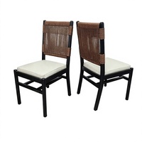 Chaise de salle à manger moderne minimaliste en bois massif avec revêtement en cuir et design tressé pour restaurants, hôtels et usage domestique – Fauteuil