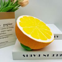 Vente Flash : Jouet anti-stress personnalisé en PU souple multi-couleurs en forme de fruit, changeant de couleur et de température, idéal pour les cadeaux promotionnels et l'éducation