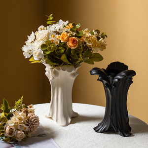 Wholesale Nordic Porcelain Home Decoration Matt <strong>Colour</strong> Tabletop <strong>Vase</strong> Modern Ceramic <strong>Flower</strong> <strong>Vase</strong> for Home Decor - Product Image 2