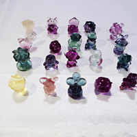 Collier pendentif Pikachu sculpté en cristal de fluorite arc-en-ciel, motif Pokémon, avec trou vertical, mini sculpture artisanale Pokémon