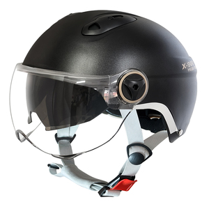 Casque de sécurité demi-coque en ABS de haute qualité à double visière ouverte pour trottinette électrique, moto et cyclisme avec pare-soleil - Product Image 2