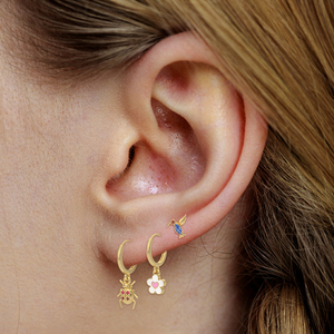 ROXI Designers - Pendientes de Aro con Diseño de Flor Esmaltada y Circonitas, Chapados en Oro de 18k, Plata de Ley S925, Regalo para Bodas y Fiestas - Product Image 4