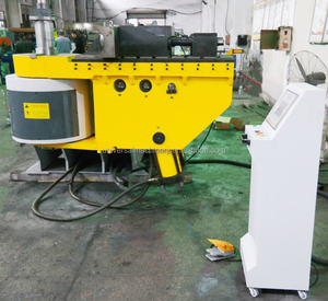เครื่องดัดท่อ CNC แบบ <span class=keywords><strong>UM</strong></span>-130CNC 5นิ้วกำลังการผลิต1ปีเซอร์โวมอเตอร์ควบคุมการทำงานของน้ำหล่อเย็นแบบ PLC อัตโนมัติ - Product Image 3