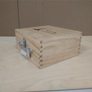 Boîte de rangement en bois rectangulaire de 10 cm de hauteur, taille personnalisable, boîte à bijoux artisanale, emballage général - Product Image 3