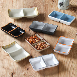 Vaisselle et assiettes en mélamine Xiangyuan pour usage commercial, y compris des plats pour hot pot et barbecue avec deux ou trois compartiments. - Product Image 2