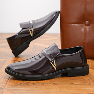 Chaussures habillées tendance en cuir PU pour hommes grandes tailles, brillantes, décontractées, à enfiler, à bout pointu, polyvalentes pour jeunes - Product Image 2