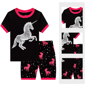 Set di pigiama in due pezzi per bambini stampati all'ingrosso di <span class=keywords><strong>abbigliamento</strong></span> estivo per bambini Casual a manica corta per bambini Set pigiama - Product Image 2