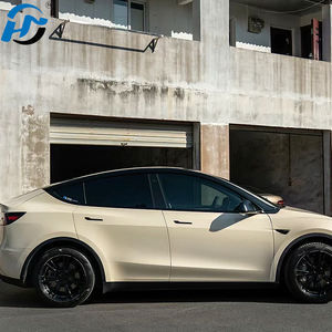 Fábrica al por mayor PET TPU vinilo fundido alto brillo crema blanco cristal un rollo completo 1.52X1 8M/5X60FT para coches pegatinas para vehículos - Product Image 4